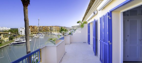 4 bedrooms Penthouse in Cadiz, Spain No. 147321 2