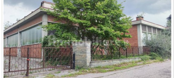 5 rooms Warehouse in Albizzate, Italy No. 309547 4