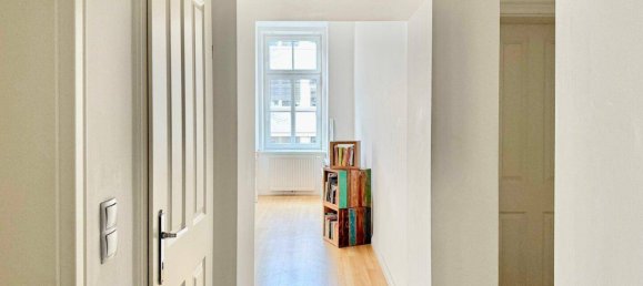 2 rooms Apartment in Josefstadt, Austria No. 140017 11