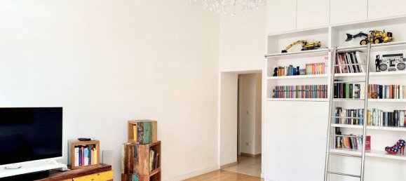 2 rooms Apartment in Josefstadt, Austria No. 140017 2
