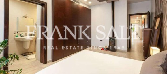 3 chambres Penthouse à Sliema, Malta No. 9146 23