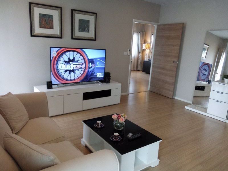 3 bedrooms Condo in Pathum Wan, Thailand No. 9982