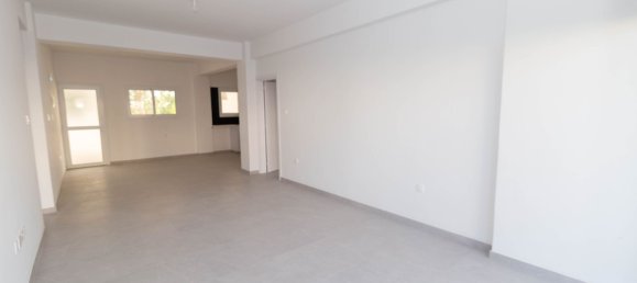 3 bedrooms Apartment in Livadia, Cyprus No. 23190 5