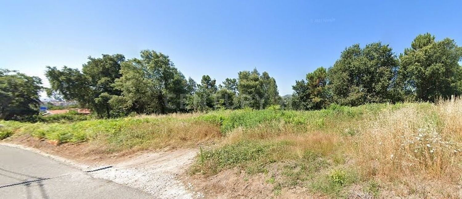 Земельный участок 915м² в Вила Нова ди Фамаликан, Португалия № 38679