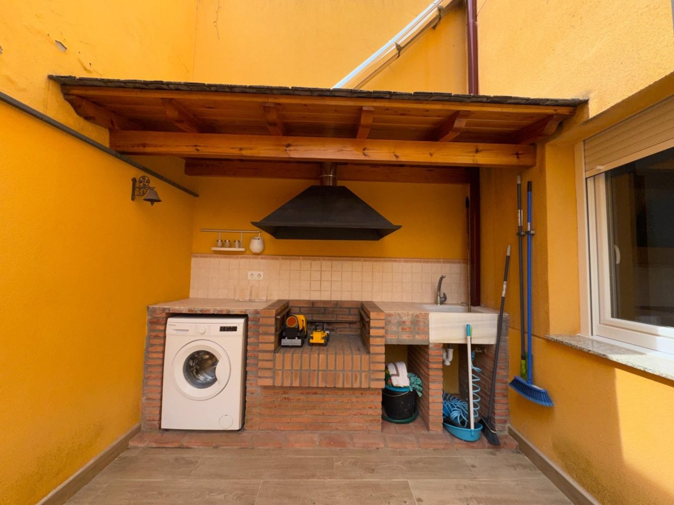 4 bedrooms Apartment in Cuatrovientos, Spain No. 162236