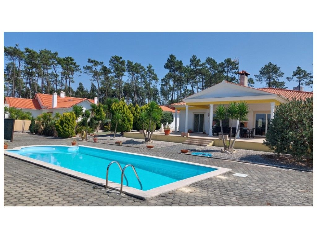 4 bedrooms House in Leiria, Portugal No. 234380