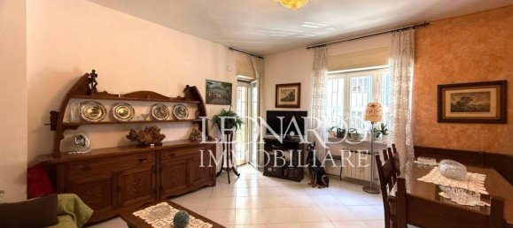 4غرفة شقة في Naples, Italy رقم 42001 6