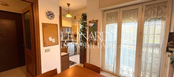 4غرفة شقة في Naples, Italy رقم 42001 12