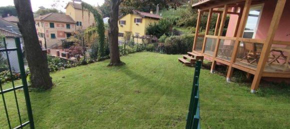 2 bedrooms House in Genoa, Italy No. 264653 3