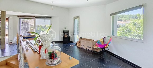 3 bedrooms House in Le Poire-sur-Vie, France No. 321538 5