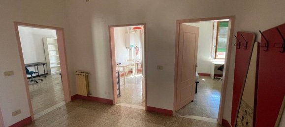 5 rooms Apartment in Siena, Italy No. 223795 6