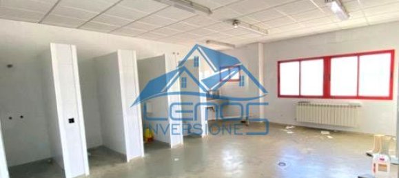 2911m² Warehouse in Leon, Spain No. 25791 9