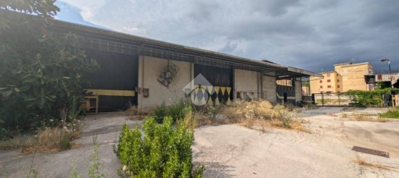 Lagerhaus in San Felice a Cancello, Italy 690m², Nr. 343001 8