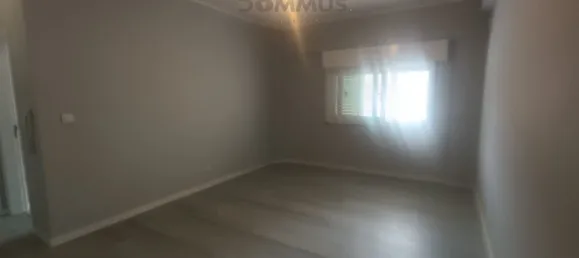 3 Schlafzimmer Wohnung in Loures, Portugal, Nr. 94642 3