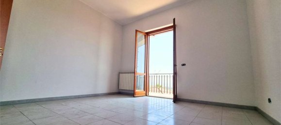 9 rooms Villa in Aci Catena, Italy No. 141452 3