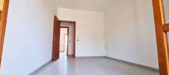 9 rooms Villa in Aci Catena, Italy No. 141452 8