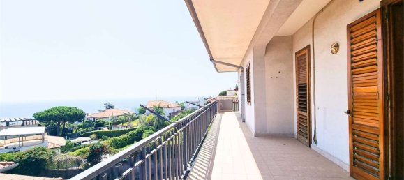 9 rooms Villa in Aci Catena, Italy No. 141452 15