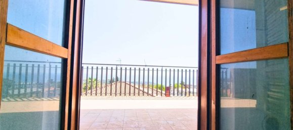 9 rooms Villa in Aci Catena, Italy No. 141452 6