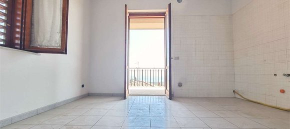 9 rooms Villa in Aci Catena, Italy No. 141452 5