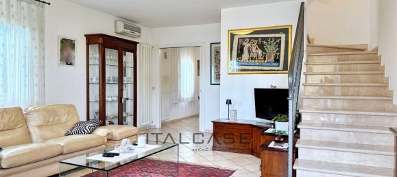 4-Zimmer Haus in Rossano Veneto, Italy, Nr. 120995 3