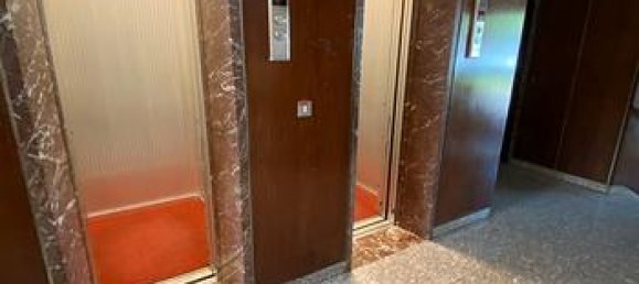 3 rooms Apartment in Milan, Italy No. 252532 2