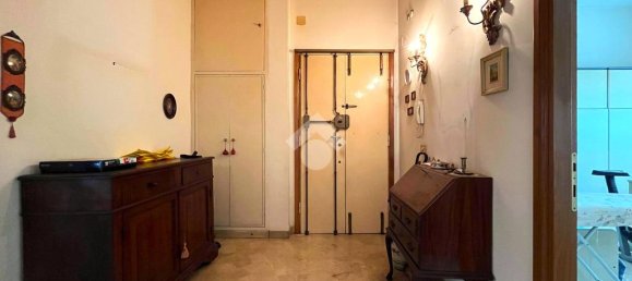 2 bedrooms Apartment in Florence, Italy No. 309899 24