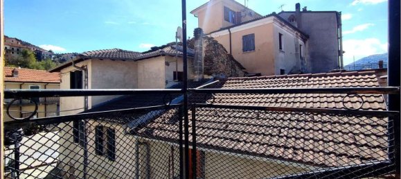 Casa de 4 divisões em Imperia, Italy N.º 187106 13