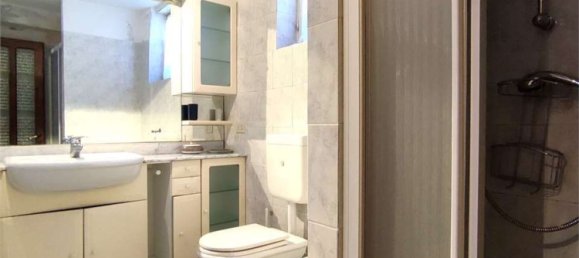 Casa de 4 divisões em Imperia, Italy N.º 187106 4