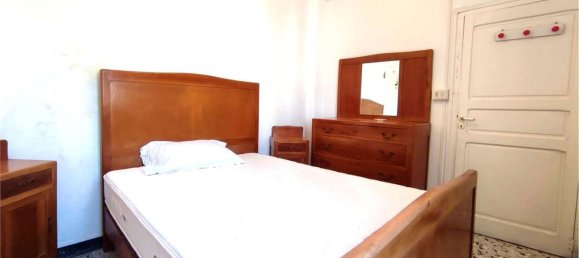 Casa de 4 divisões em Imperia, Italy N.º 187106 9