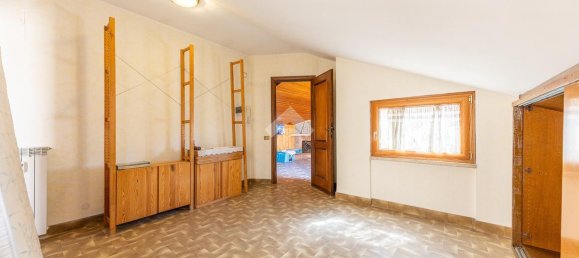 6-salle Penthouse à Rome, Italy No. 237455 12