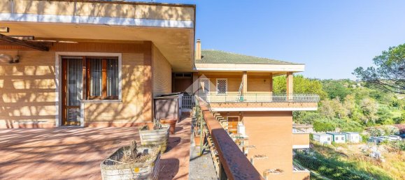 6-salle Penthouse à Rome, Italy No. 237455 4