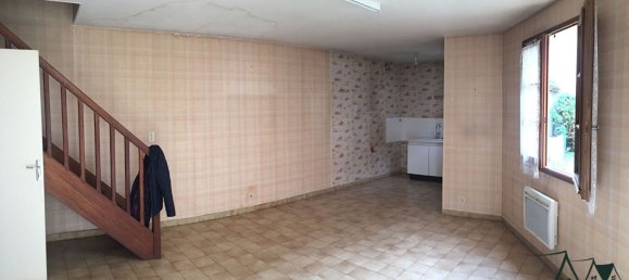 Дом с 5 спальнями в Сент-Аман-Монтрон, Франция № 99701 2