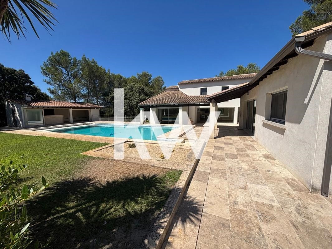 5 غرف نوم فيلا في Nimes, France رقم 345423