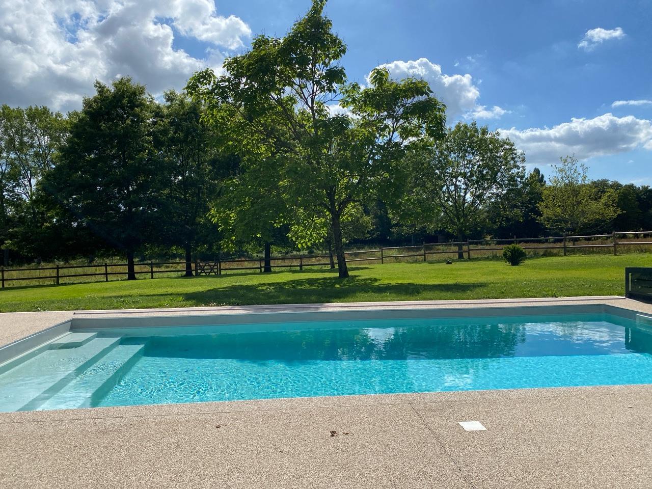 3 chambres Châteaux à Luçon, France No. 301431