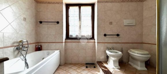 Casa de 5 dormitorios en Pistoia, Italy No. 358296 35