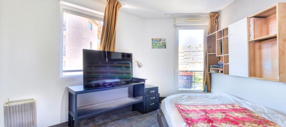 1 bedroom Apartment in Nice, France No. 349678 7