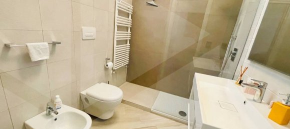 Вилла с 5 комнатами в Валенцано, Италия № 19980 11