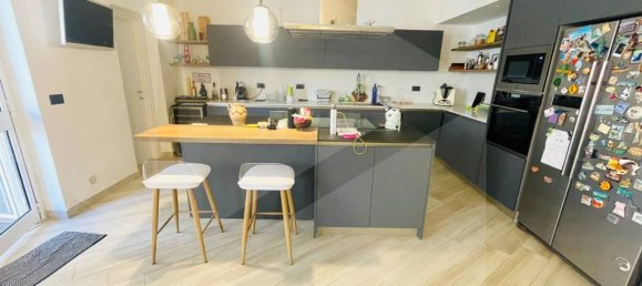 Вилла с 5 комнатами в Валенцано, Италия № 19980 10