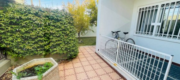 Вилла с 5 комнатами в Валенцано, Италия № 19980 2