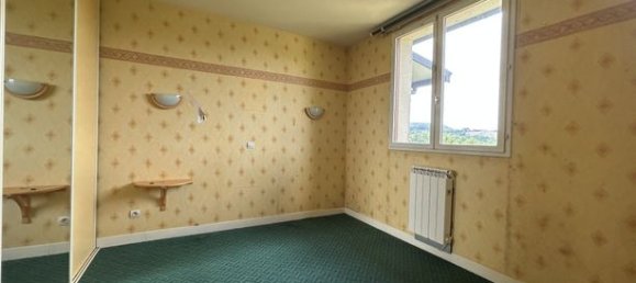 3 bedrooms House in Correze, France No. 315044 10