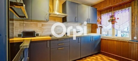 3 bedrooms House in Ruyaulcourt, France No. 314783 4