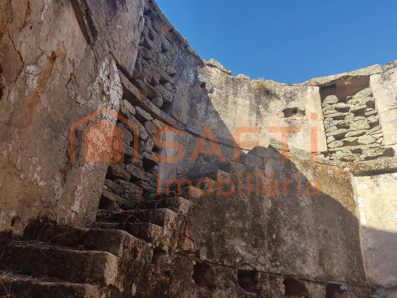 Casa de 8 dormitorios en Pinhel, Portugal No. 79687