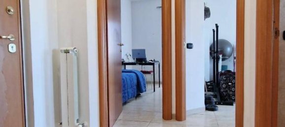 3 rooms Apartment in San Nicandro Garganico, Italy No. 117372 7