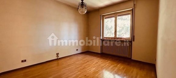 4 bedrooms Villa in Nembro, Italy No. 377416 5