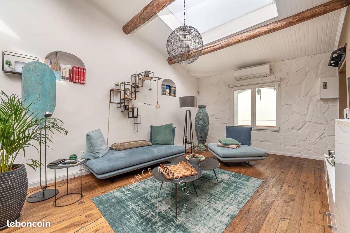 3-salle Duplex à Marseille, France No. 321920