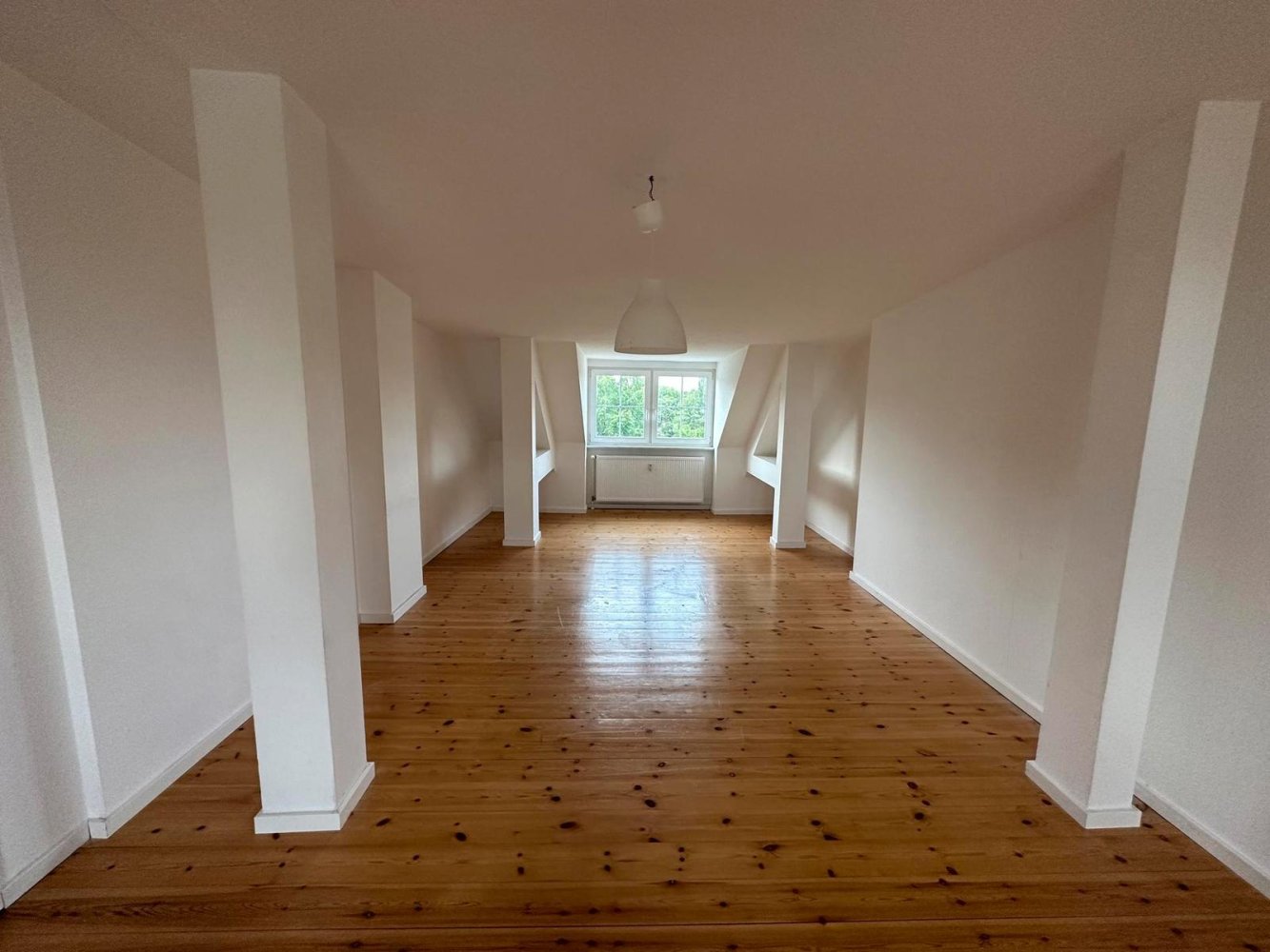 2غرفة شقة في Altglienicke, Germany رقم 266155