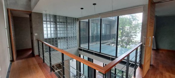 4 bedrooms Cafe / restaurant in Bangkok, Thailand No. 6429 12