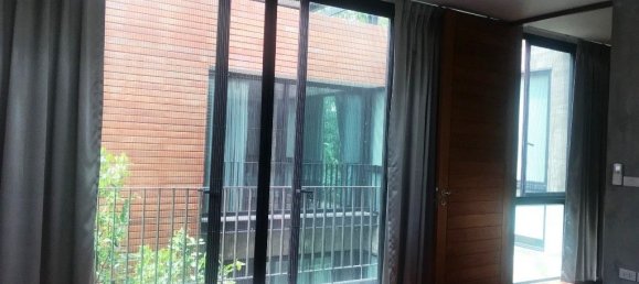 4 bedrooms Cafe / restaurant in Bangkok, Thailand No. 6429 9