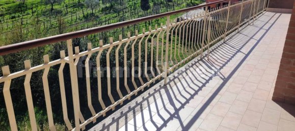 2 Schlafzimmer Wohnung in Monterotondo, Italy, Nr. 230208 2