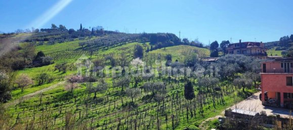 2 Schlafzimmer Wohnung in Monterotondo, Italy, Nr. 230208 5